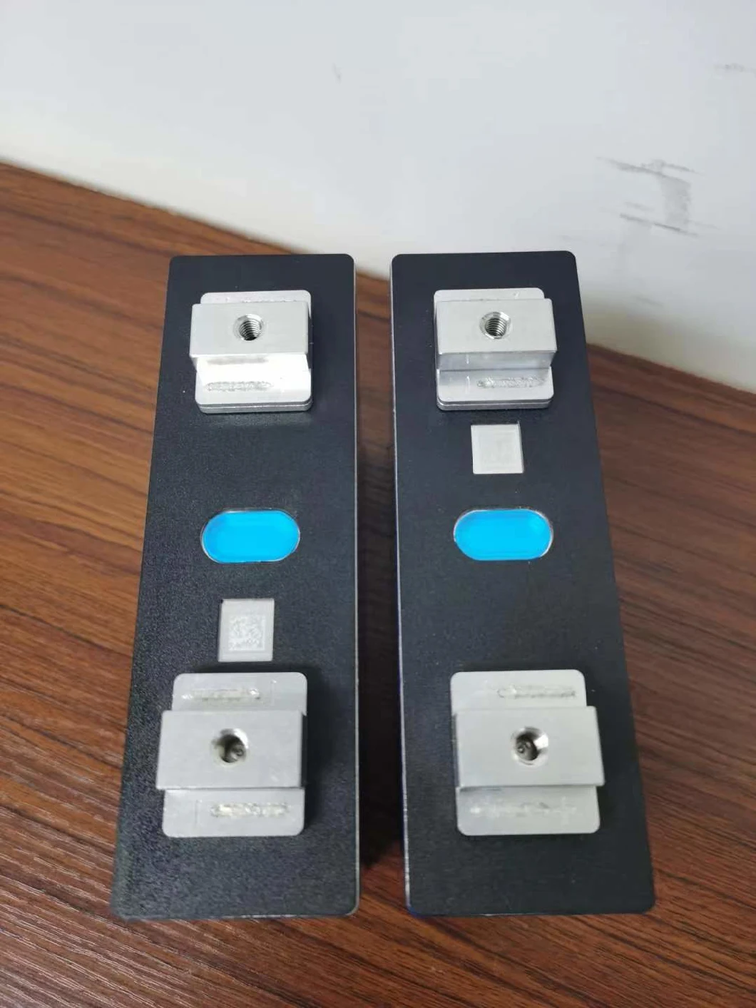 Calb Brand New 3.2V 100ah Aluminum Case L160f100 Lithium LiFePO4 Battery Cell